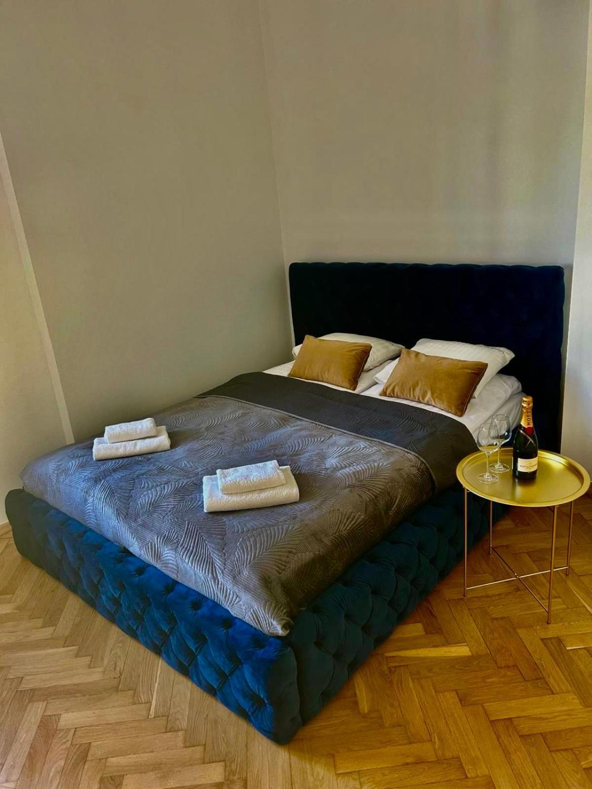 Selected Apartments By Market Square Krakau Exterior foto